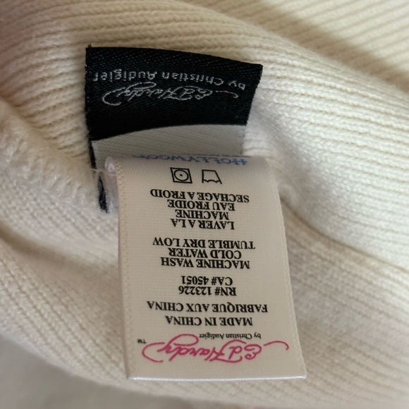 Ed Hardy Pink and White Gradient Beanie - Picture 7 of 7